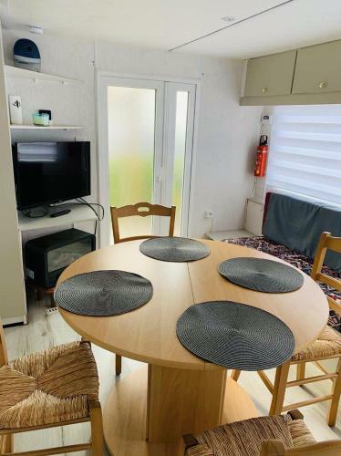 Mobil-home 4 Personnes 400m de La Mer