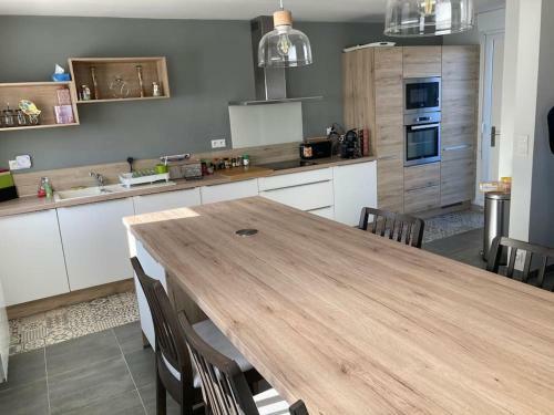 Belle Maison R�nov�e Avec Jardin Bien Situ�e