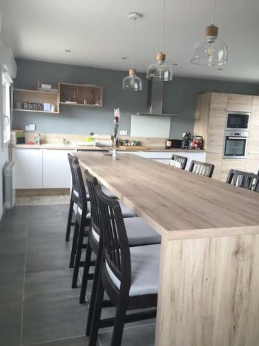 Belle Maison R�nov�e Avec Jardin Bien Situ�e