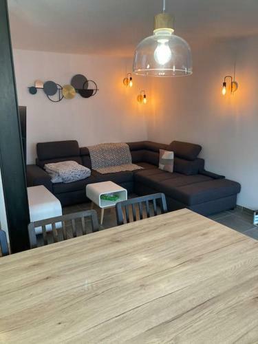 Belle Maison R�nov�e Avec Jardin Bien Situ�e
