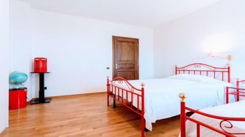 Villa Vallocchia - Sleeps 18 Exclusive Poolgrounds Spoleto 10 Mins Rome 1 Hr