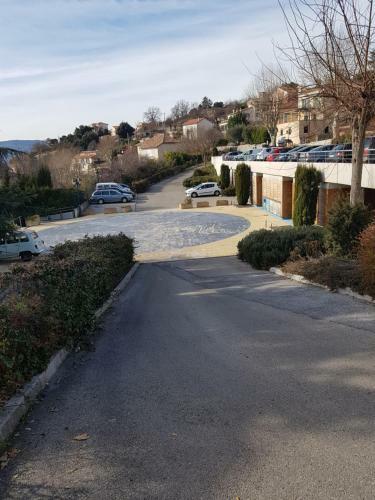 La Cachette