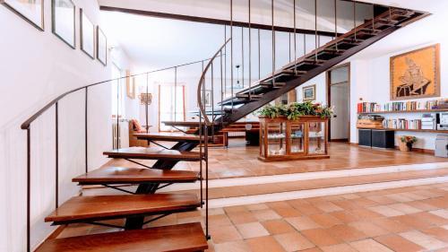 Villa Vallocchia - Sleeps 18 Exclusive Poolgrounds 6