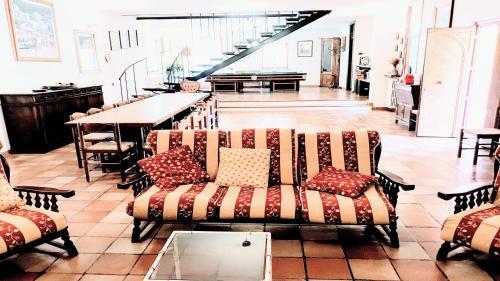Villa Vallocchia - Sleeps 18 Exclusive Poolgrounds 6