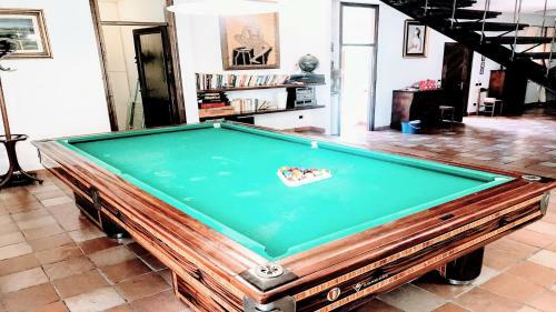 Villa Vallocchia - Sleeps 18 Exclusive Poolgrounds 4