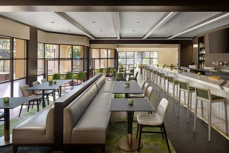 Hotel Charlotte Marriott Southpark