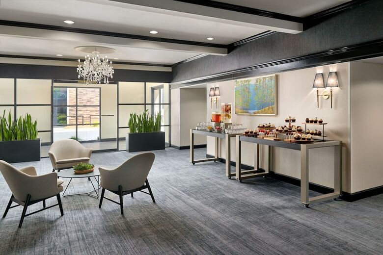 Hotel Charlotte Marriott Southpark