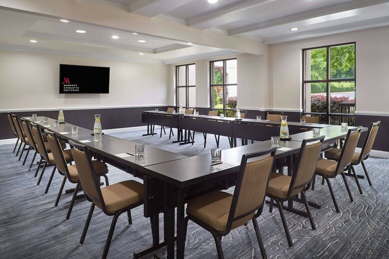Hotel Charlotte Marriott Southpark
