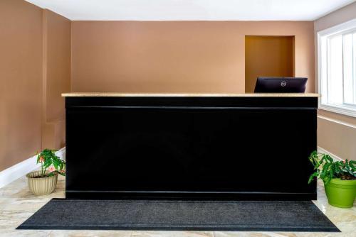 Motel The Executive Inn & Suites