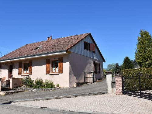 Holiday Home Maison de La Creuse Celles Sur Plaine