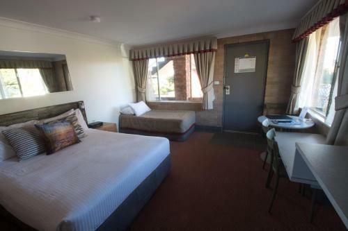 Anchor Bay Motel