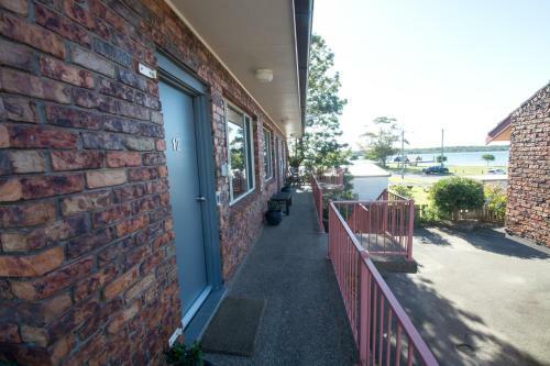 Anchor Bay Motel