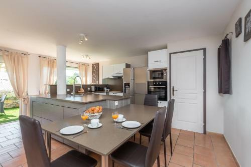 Villa Sleep In Biot