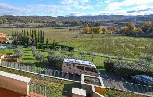 Beautiful Apartment In Bucine With 2 Bedrooms