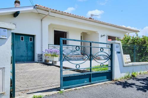 Guestready - House With Garden
