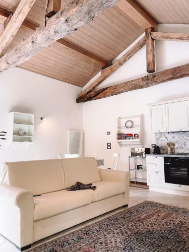 Castel Toblino Apartments