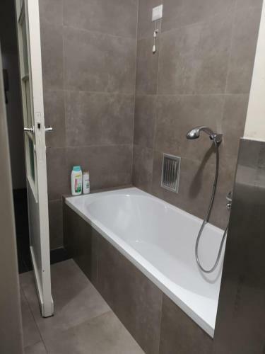 Hostal Angolo Di Isa
