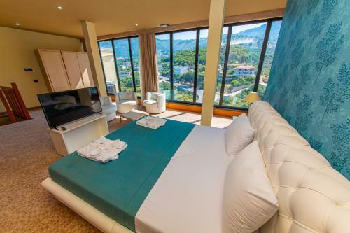 Rapos Resort Hotel