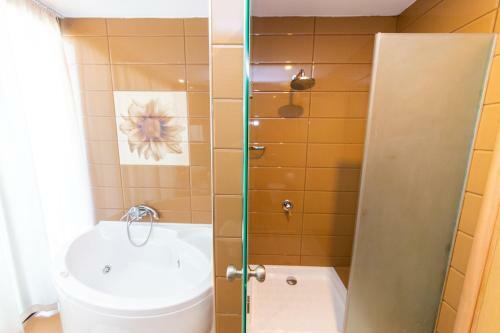 Rapos Resort Hotel