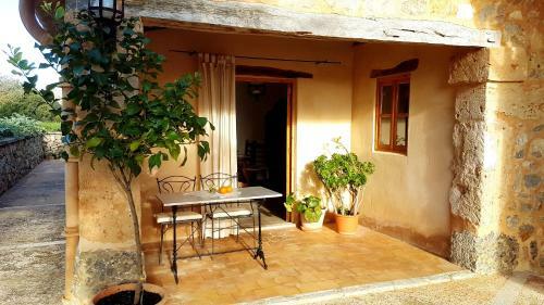 Aparthotel Can Estades