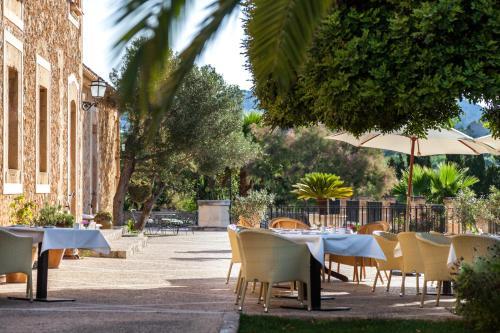 Aparthotel Can Estades
