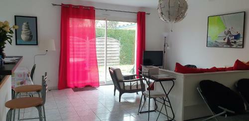 Villa Maison de Plein Pied � Biscarrosse Bourg