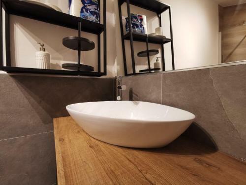 Aura Apartment - Ski In & Ski Out - Cerviniaholidays-com
