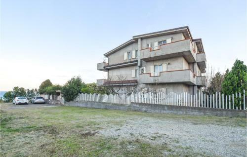 Amazing Apartment In Camini With 2 Bedrooms