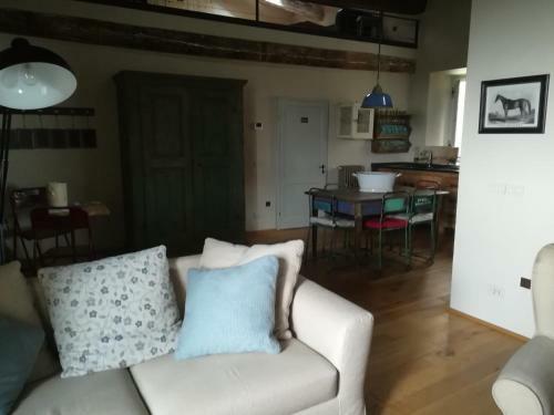 La Casa Nel Dentro