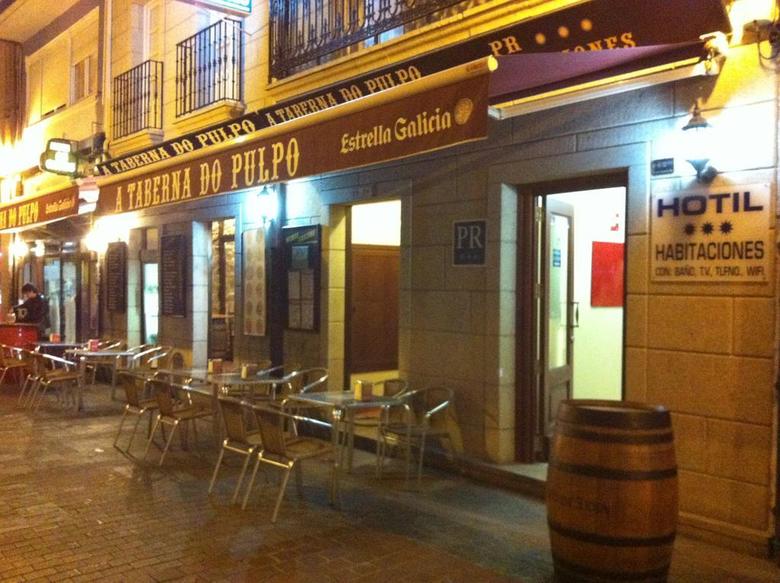 Hostal Hotil
