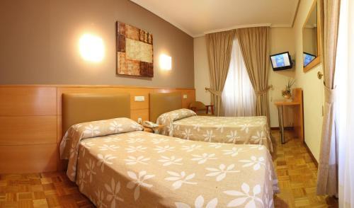 Hostal Arotza