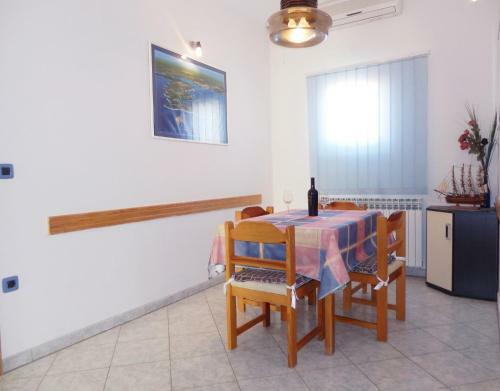 Apartments Med - With Terrace