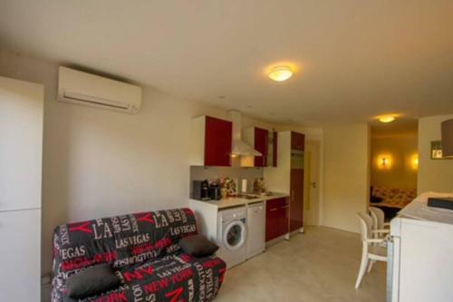 Apartamento T1 Bis Avec Jacuzzi, 4 Pers, Bormes Les Mimosas