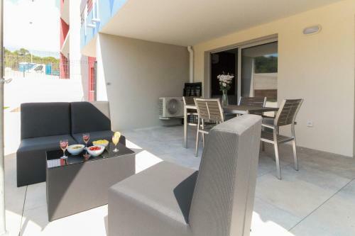 Apartamento Poseidon - 2 Pi�ces - 32 M2 - Piscine Et Garage Priv�