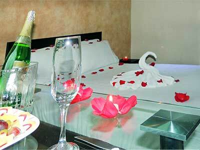 Titan Hotel & Spa
