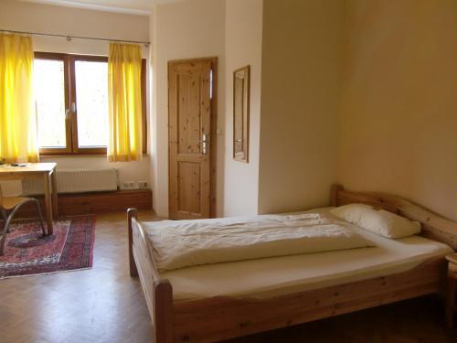 Hostal Hotel Gr�nwald