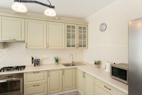 Luxury Apart-hotel Apartment In Centre 2 Room