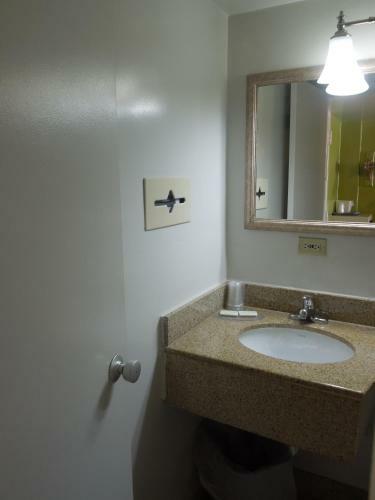Seahawk Motel