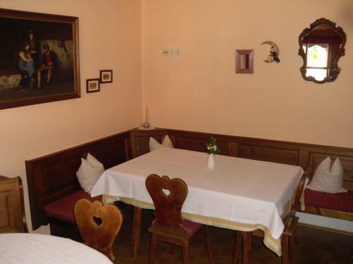Hostal Pension St�llinger