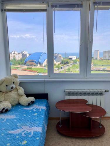Cozy Apartment In Yuzhny, Seaside View
