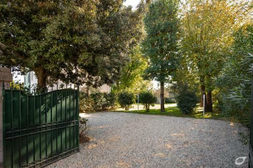 Villa Liberty 1927 With Heated Pool In The Park