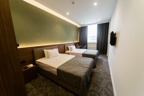 Small Hotel