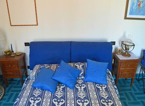 Villa Luigina - Seafront Villa In Capo D'orlando
