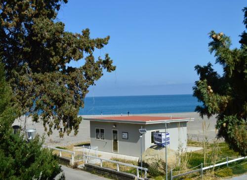 Villa Luigina - Seafront Villa In Capo D'orlando
