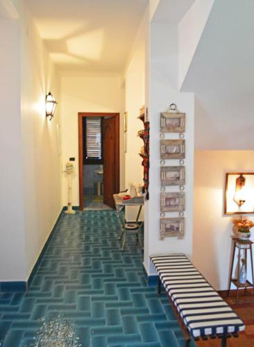 Villa Luigina - Seafront Villa In Capo D'orlando