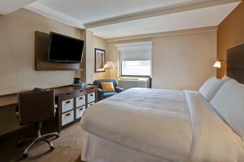 Hotel Four Points By Sheraton Peoria Downtown