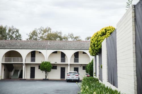 Tumut Motor Inn