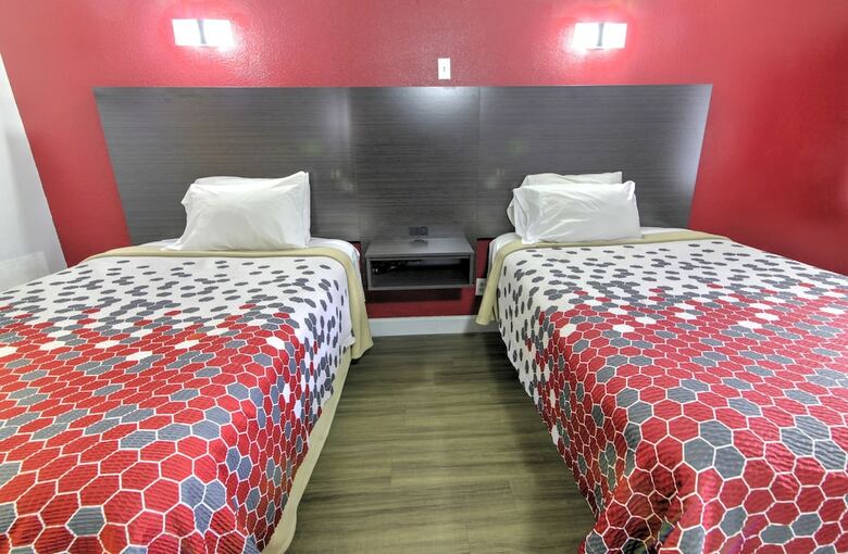 Hotel Econo Lodge Airport