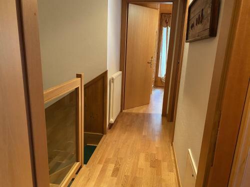 Apartamento 002 Trilocale Con Giardino, Carisolo