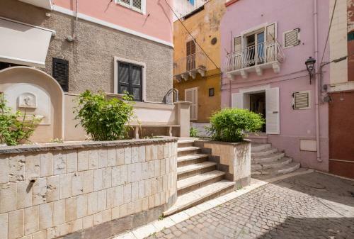 Apartamento ?????la Perla Rosa Nel Centro Storico A Carloforte
